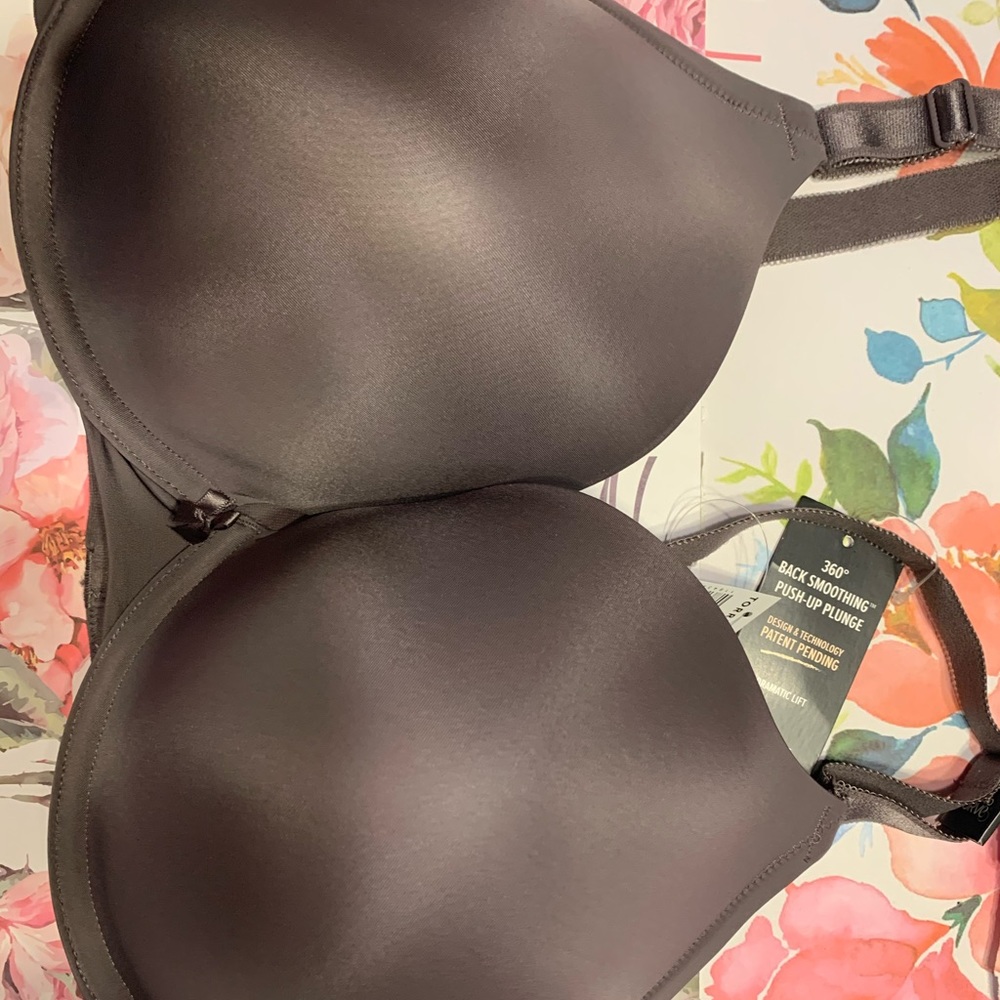 Torrid 360 back smoothing push up bra